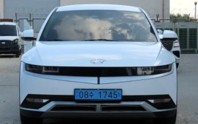 현대인증중고차 아이오닉 5 롱 레인지 4WD 매물 사진 7 - 2022/08 99,750km